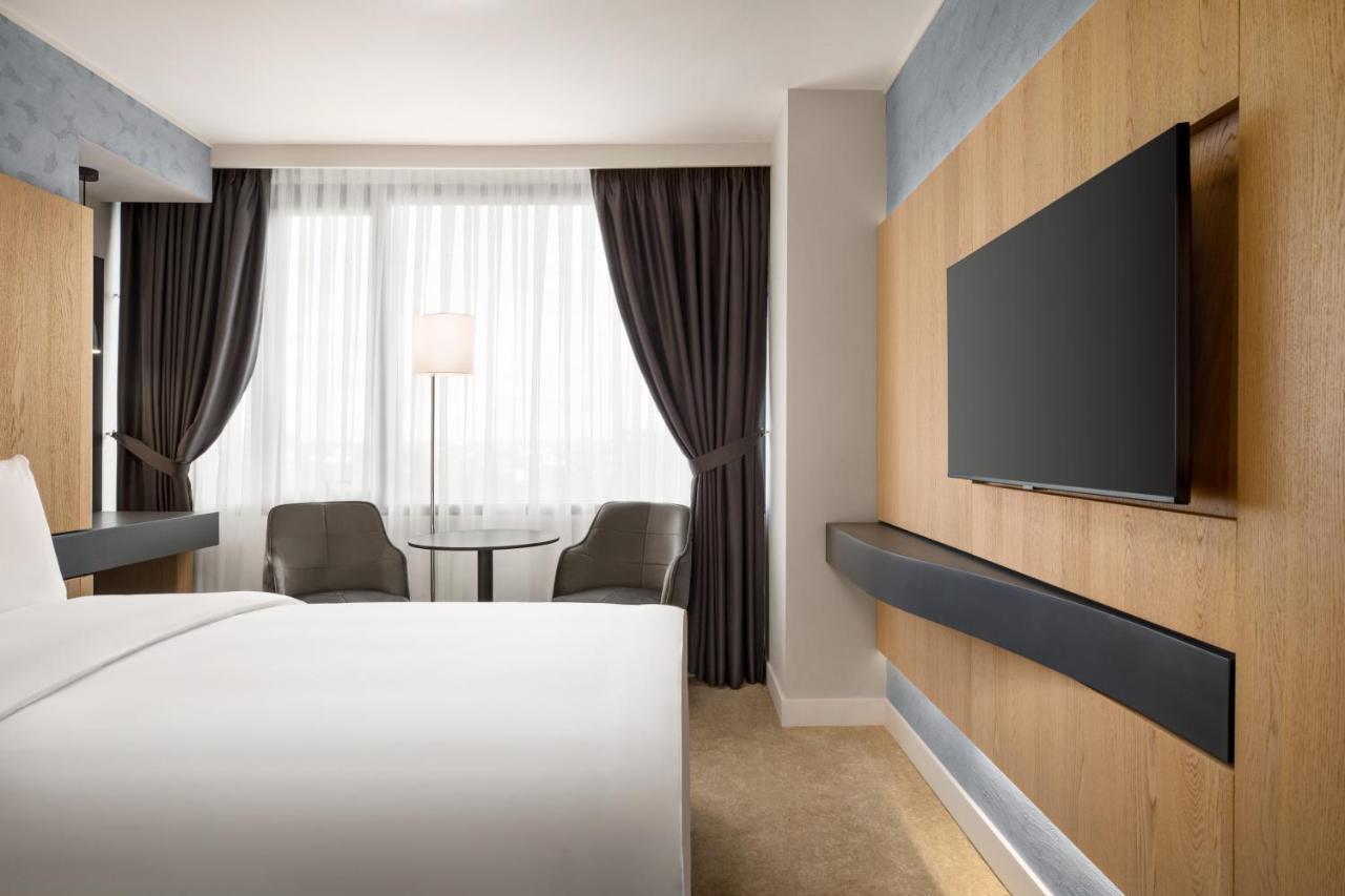 Ramada By Wyndham Slatina Parc Hotel Ngoại thất bức ảnh