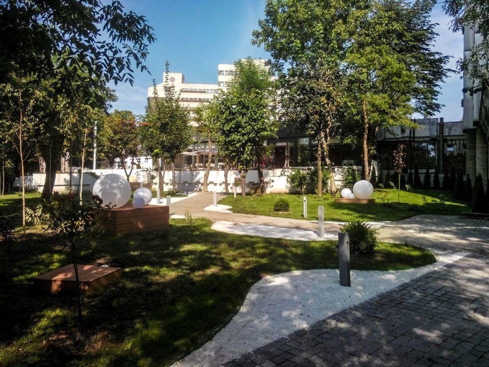 Ramada By Wyndham Slatina Parc Hotel Ngoại thất bức ảnh